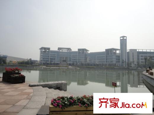 龍光?君悅龍庭電光源產(chǎn)業(yè)基地