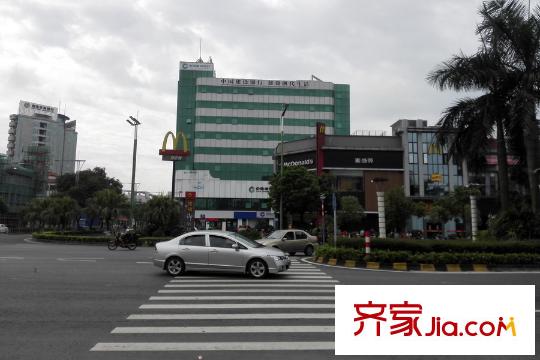 海逸錦繡譽(yù)峰建行 麥當(dāng)勞