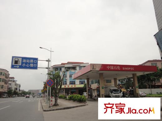 中恒海暉花園加油站