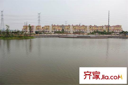 朗寧郡周邊配套-東湖公園