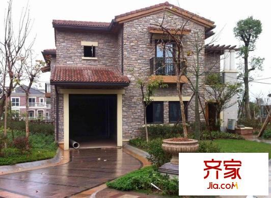 深業(yè)云東海別墅外景圖