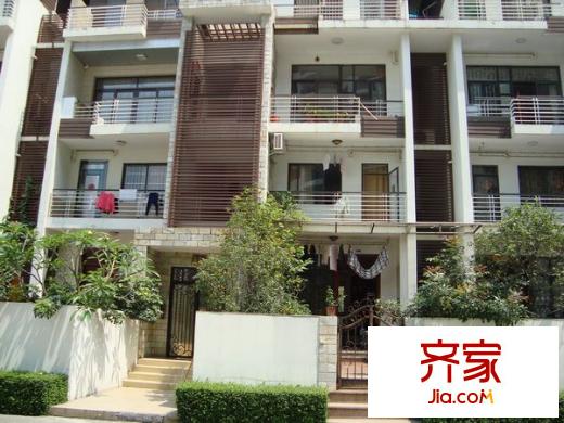 名雅花園別墅外景圖