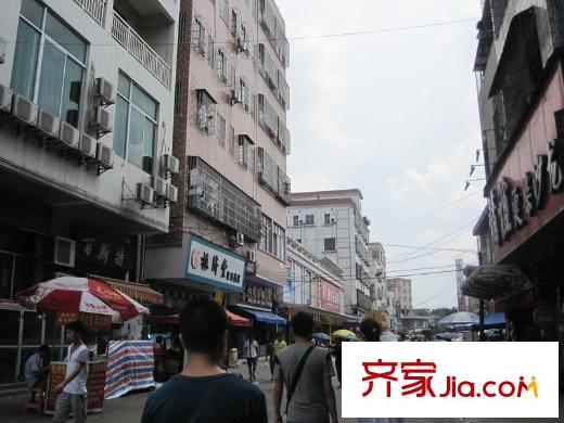 綠地香樹花城周邊商業(yè)