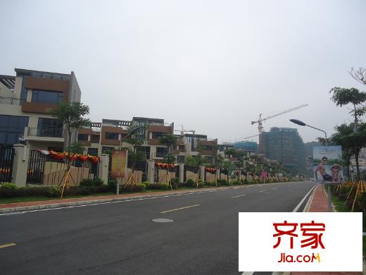 雅瑤綠洲小區(qū)實(shí)景2012-12-4