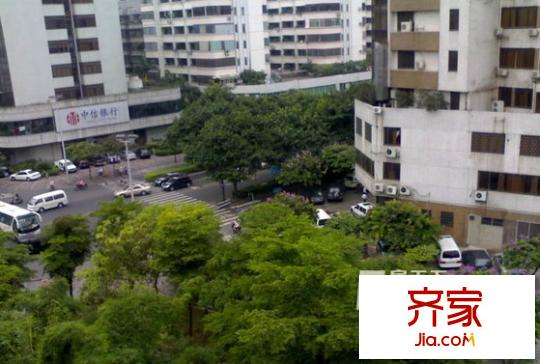同季街小區(qū)外景圖