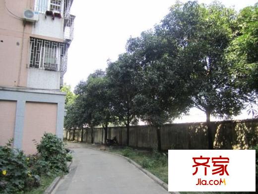 鐵路新村外景圖 