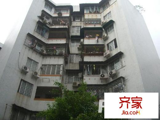 龍城小區(qū)外景圖