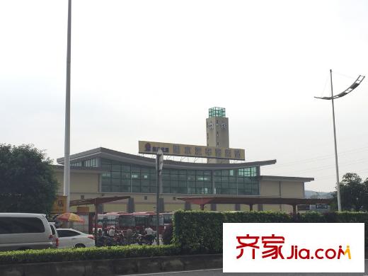 柏悅?cè)A府對面里水客運(yùn)站