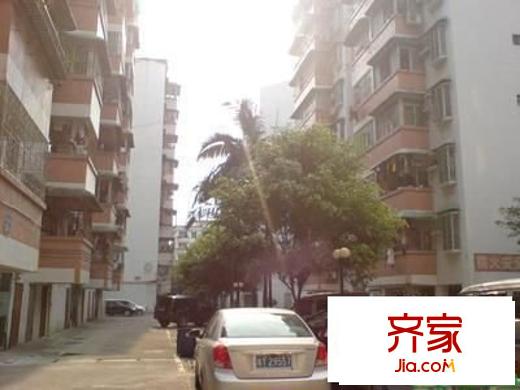 龍城小區(qū)外景圖 