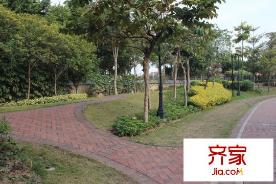 利海半島城璽小區(qū)園林