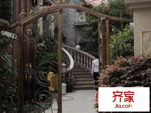 騰沖自建房外景圖