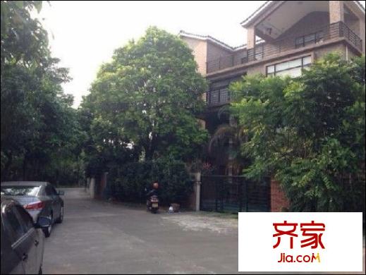 文海小區(qū)別墅外景圖