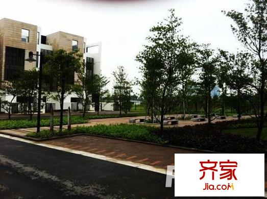 東逸灣劍橋水岸