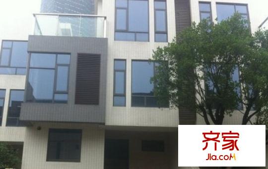 東怡水岸花園別墅外景圖