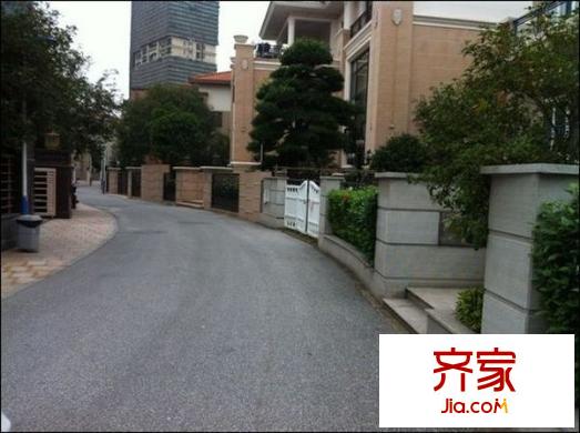 桂畔上東區(qū)別墅外景圖