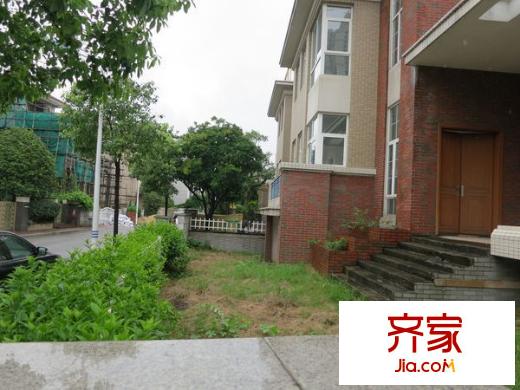 桂畔上東區(qū)別墅外景圖