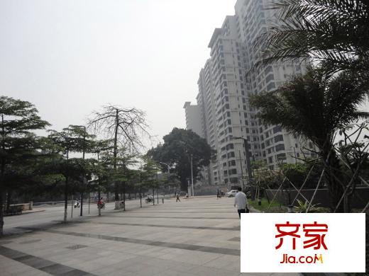 港隆國(guó)際小區(qū)建筑 2013-4-15
