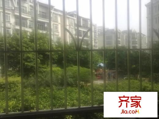 俊景花園A區(qū)外景圖 