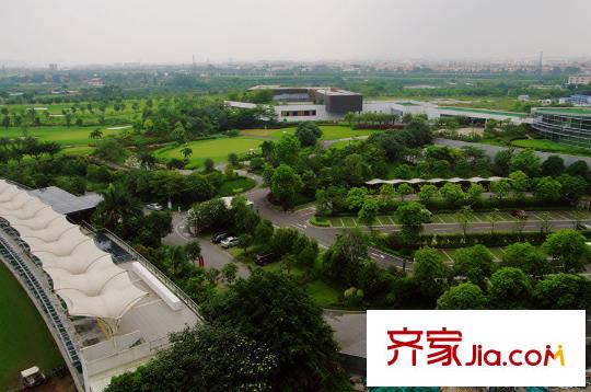美的君蘭江山社區(qū)內(nèi)景