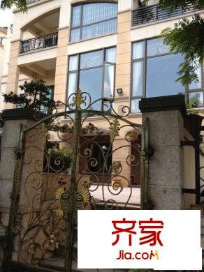 勁嘉金棕櫚灣: