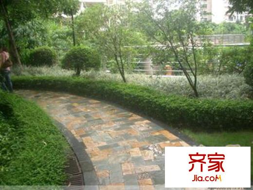 華夏新城小區(qū)實景2013-03-03