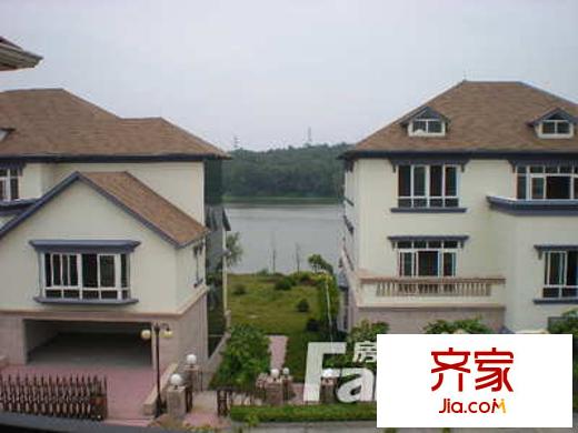 穆天子山莊別墅外景圖