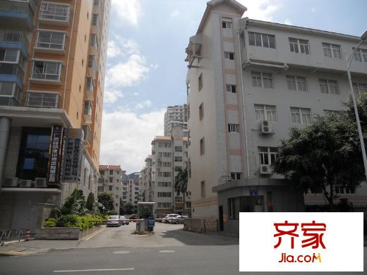 廣西電網(wǎng)公司平方米東生活區(qū)外景圖電網(wǎng)公司宿舍