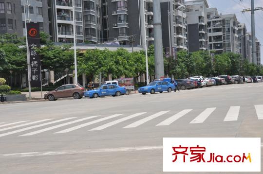 金源城?金源悅平方米橘子郡商業(yè)街配套（攝于2014-5-30）