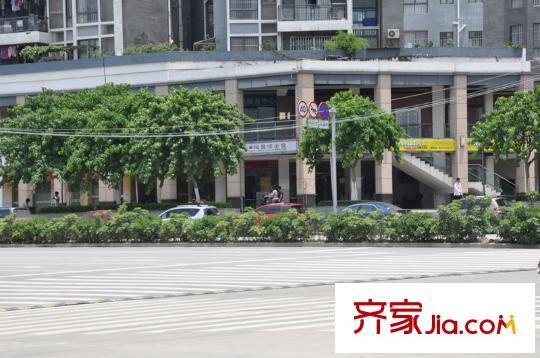 金源城?金源悅平方米橘子郡商業(yè)街配套（攝于2014-5-30）