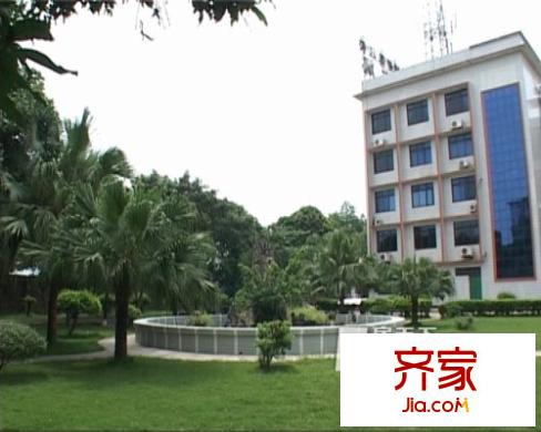 第四中等職業(yè)學(xué)校教職工宿舍外景圖20090512074445_795[1]