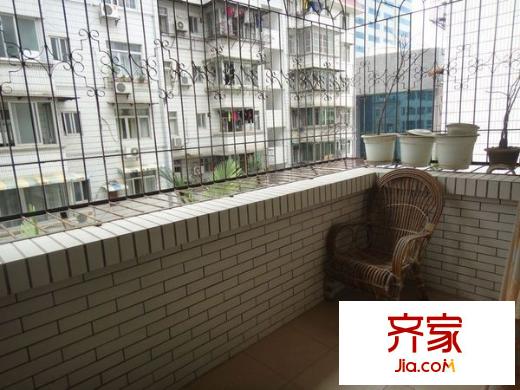 金州路發(fā)改委宿舍外景圖