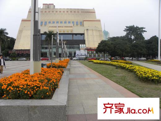 聯(lián)發(fā)臻品配套圖周邊民族大道民族廣場（2011-12-21）
