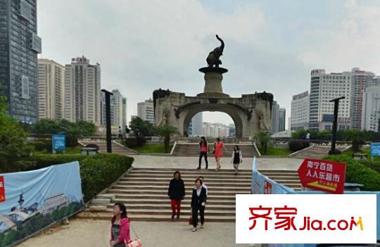逸景園配套圖附近五象廣場