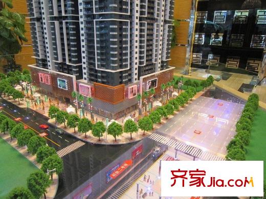 天成一品輕軌1號(hào)線經(jīng)過（2011-03-28）