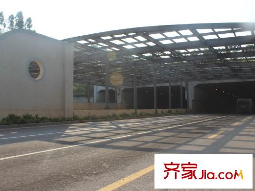金源一品五象隧道通道（攝于2012-12）
