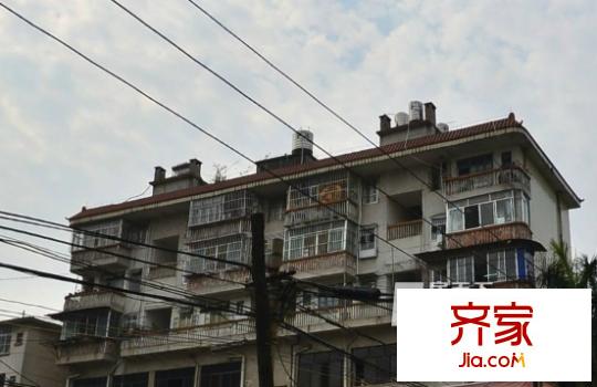 廣西華南烹飪專(zhuān)業(yè)學(xué)校宿舍外景圖5