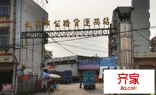 超大運(yùn)輸大學(xué)生活區(qū)外景圖南寧市公路貨運(yùn)西站1