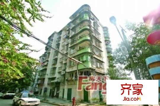 高秀公寓外景圖%U8B5HAH4YZ{R0C6KF3F%3P