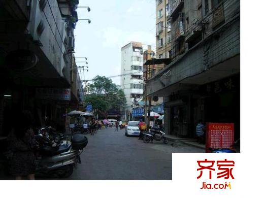 龍勝街社區(qū)外景圖 