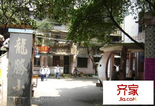 龍勝街社區(qū)外景圖1