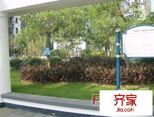 茅橋中心醫(yī)院外景圖SALDXV`G5TSJM{H`57TUOJA