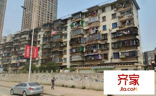 齒輪廠宿舍外景圖1