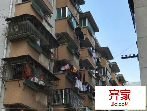 超大運(yùn)輸有限公司長崗宿舍區(qū)外景圖3
