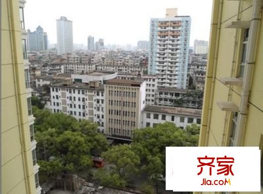 廣西區(qū)糧食局宿舍外景圖 