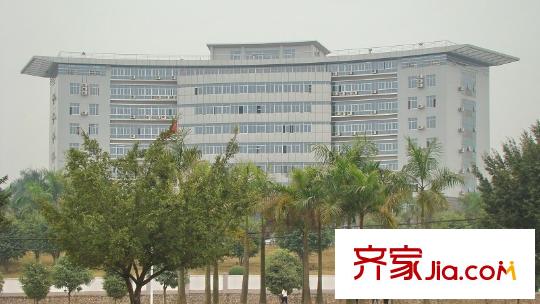 金騰江灣小區(qū)配套圖對面的青秀區(qū)政府