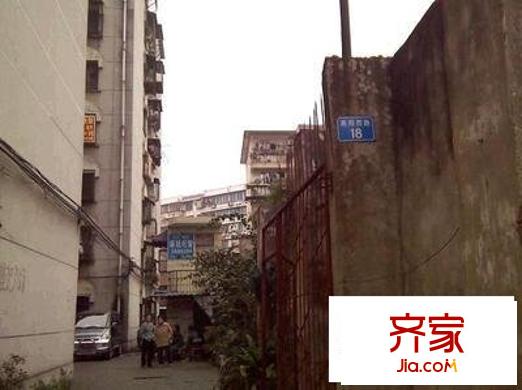 衡陽(yáng)路28號(hào)小區(qū)外景圖 