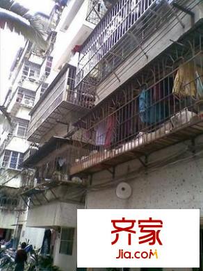 明秀西園小區(qū)外景圖 