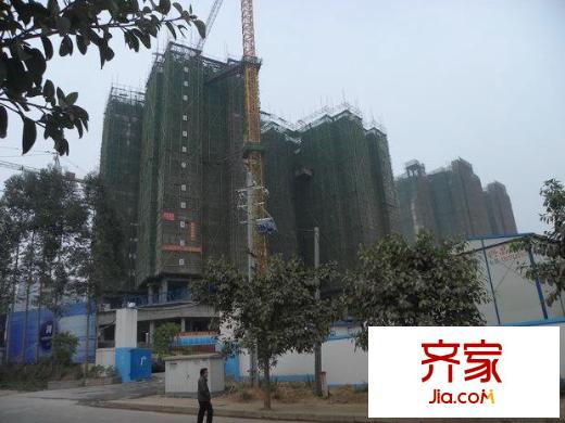 匯東酈城外景圖