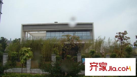 君耀周邊配套之老撾駐南寧臨時館（正對面）
