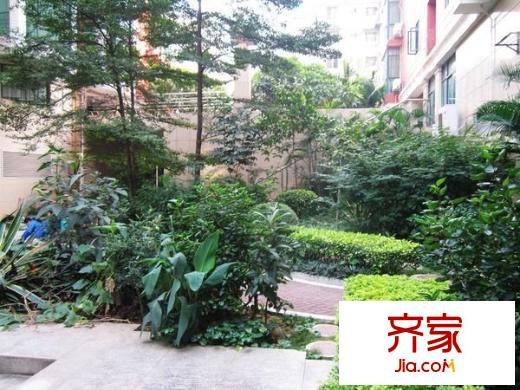 金湖灣小區(qū)外景圖 